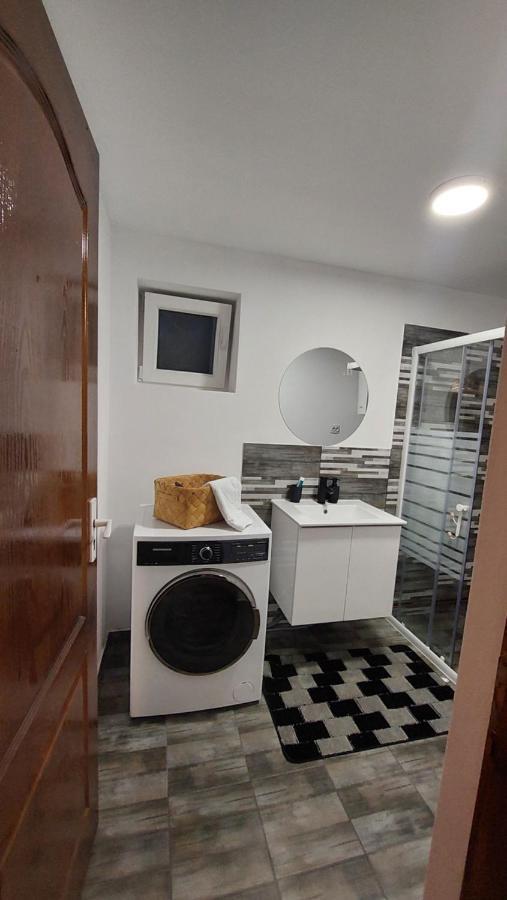 Casa Noua Βίλα Sasca Montană Εξωτερικό φωτογραφία