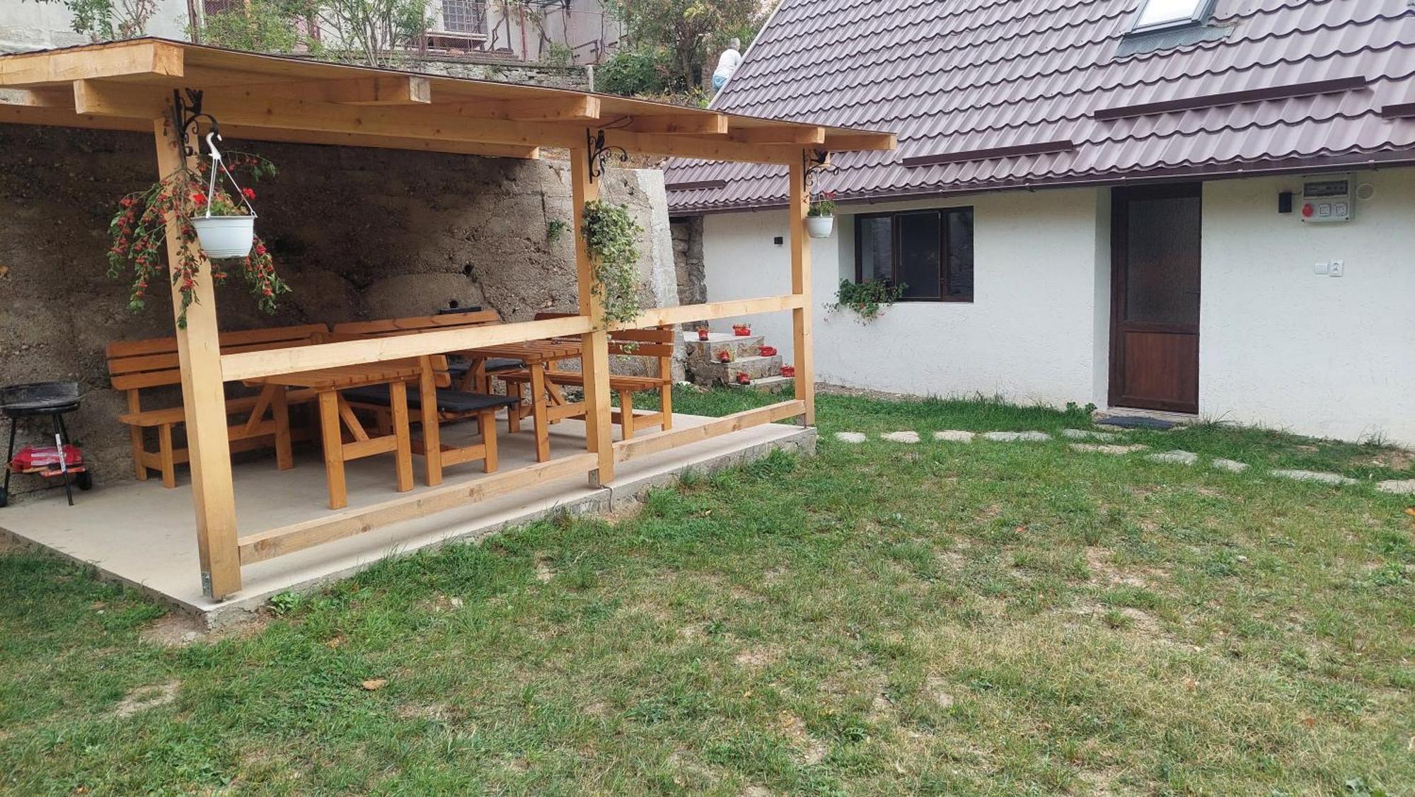 Casa Noua Βίλα Sasca Montană Εξωτερικό φωτογραφία